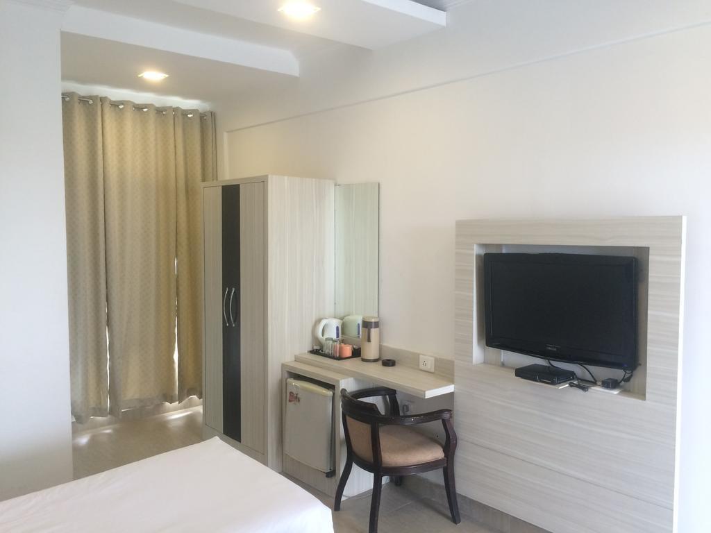 Grand Heritage Resort Greater Noida Phòng bức ảnh