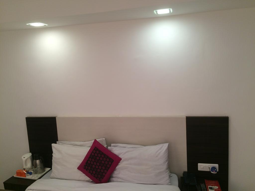 Grand Heritage Resort Greater Noida Phòng bức ảnh